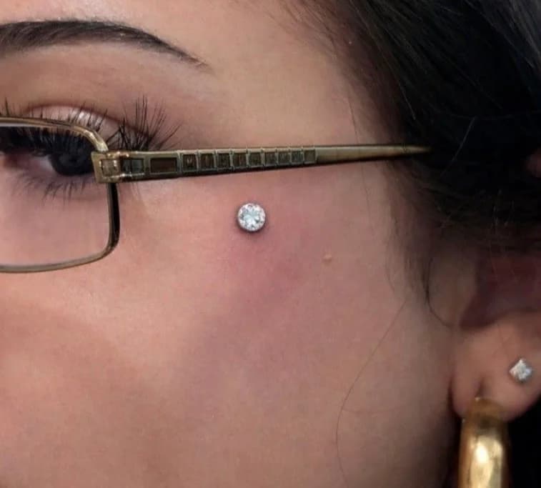 Facial piercing jewelry styling by Supreme.Gemz