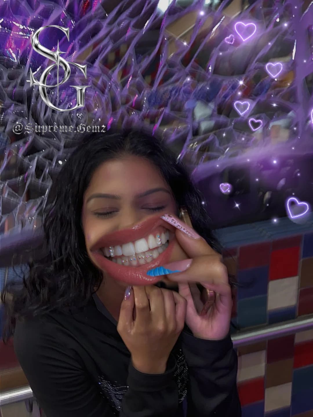 Tooth Gems by Supreme.Gemz with crystal smile design